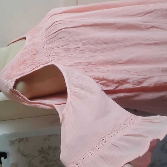 NWT St Johns Bay Womens Top Pink flowy cold shoulder Blouse Size XXL - Picture 3 of 9